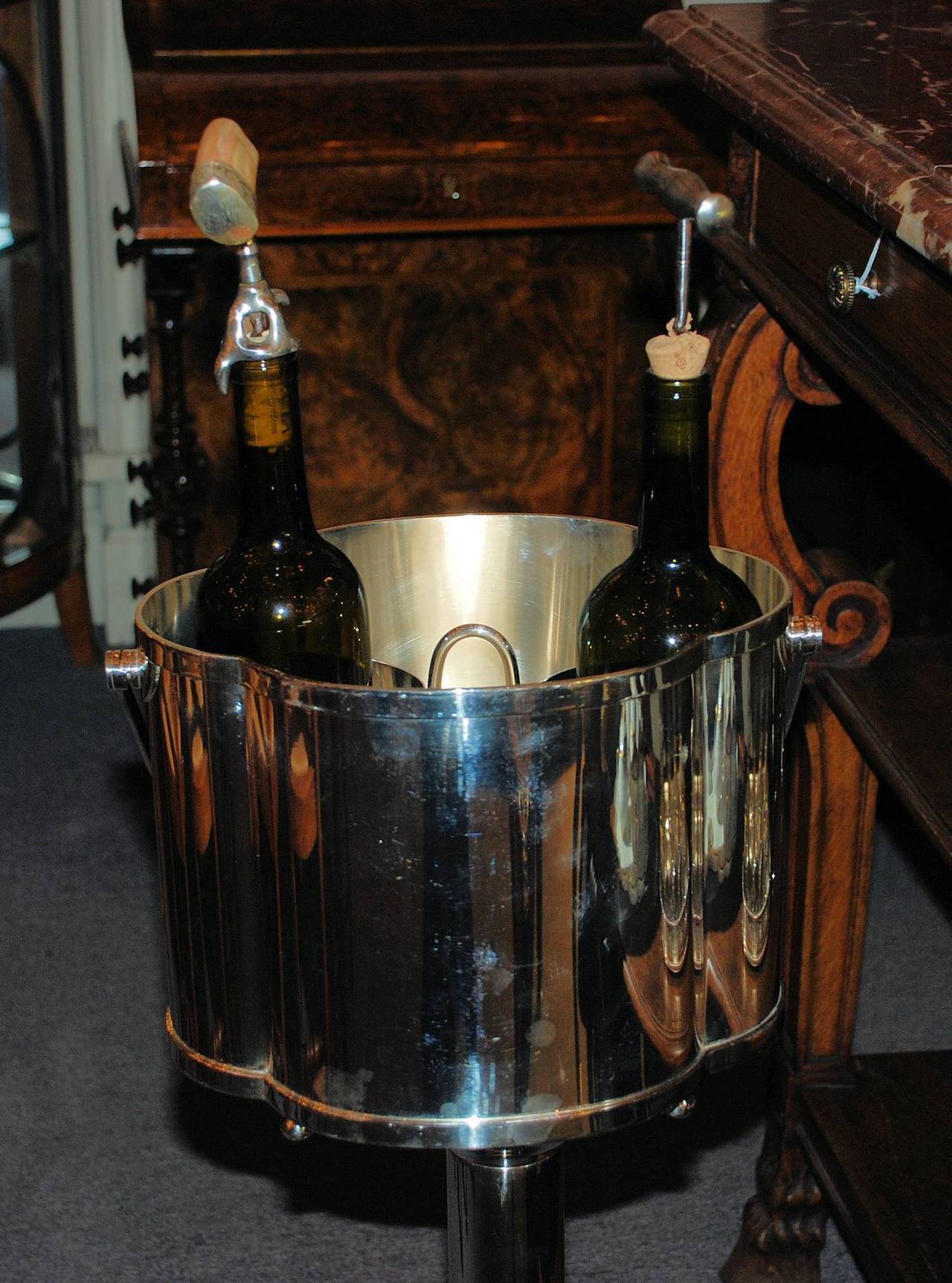 Champagne Caddy In Excellent Condition In New Orleans, LA