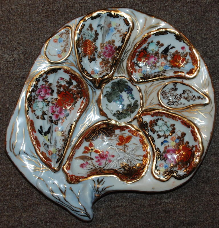 Antique Japanese porcelain Oyster Plate signed Katani Circa 1880s