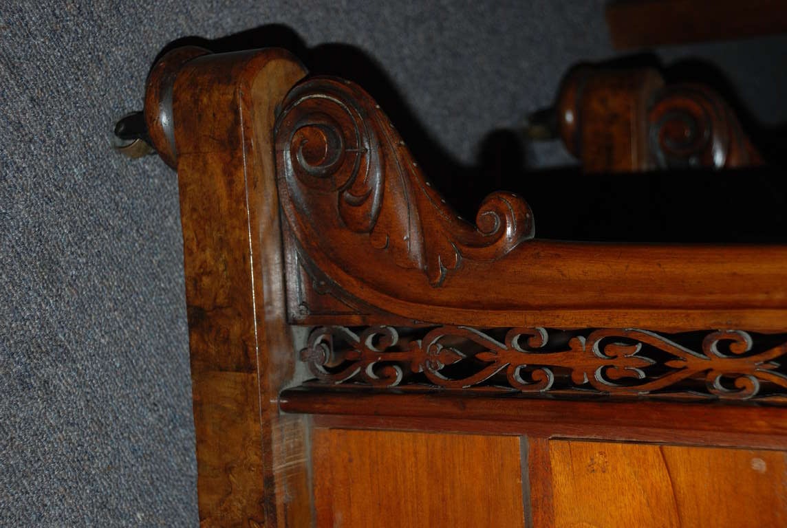 Antique English Burled Walnut Davenport Desk , circa 1870 5