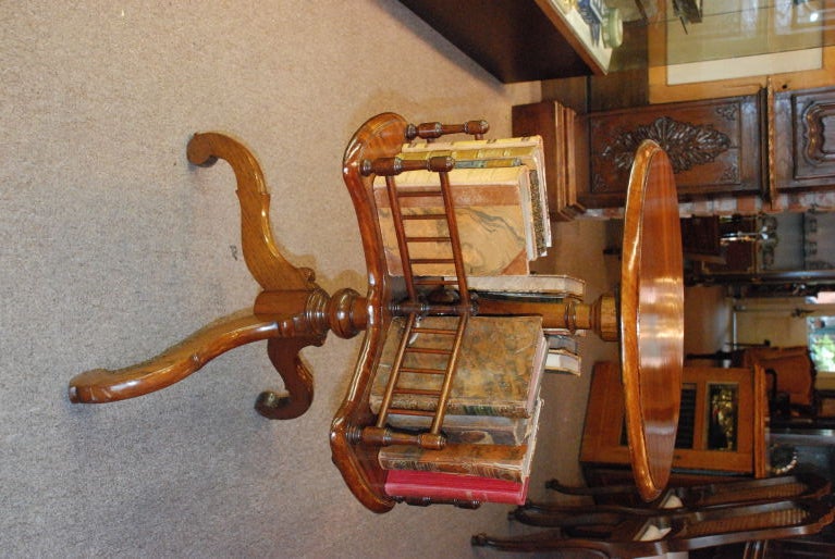 Estate English Revolving Book Table