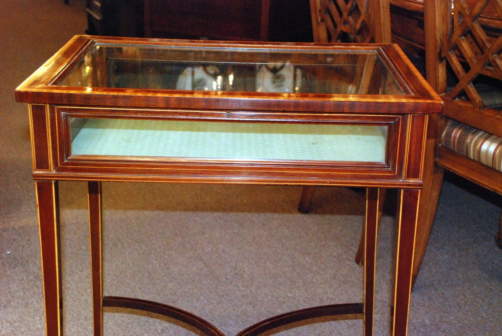 Mahogany Antique English Sheraton Display Table