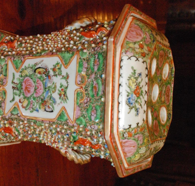 20th Century Antique Chinese Rose Medallion Flower Pot