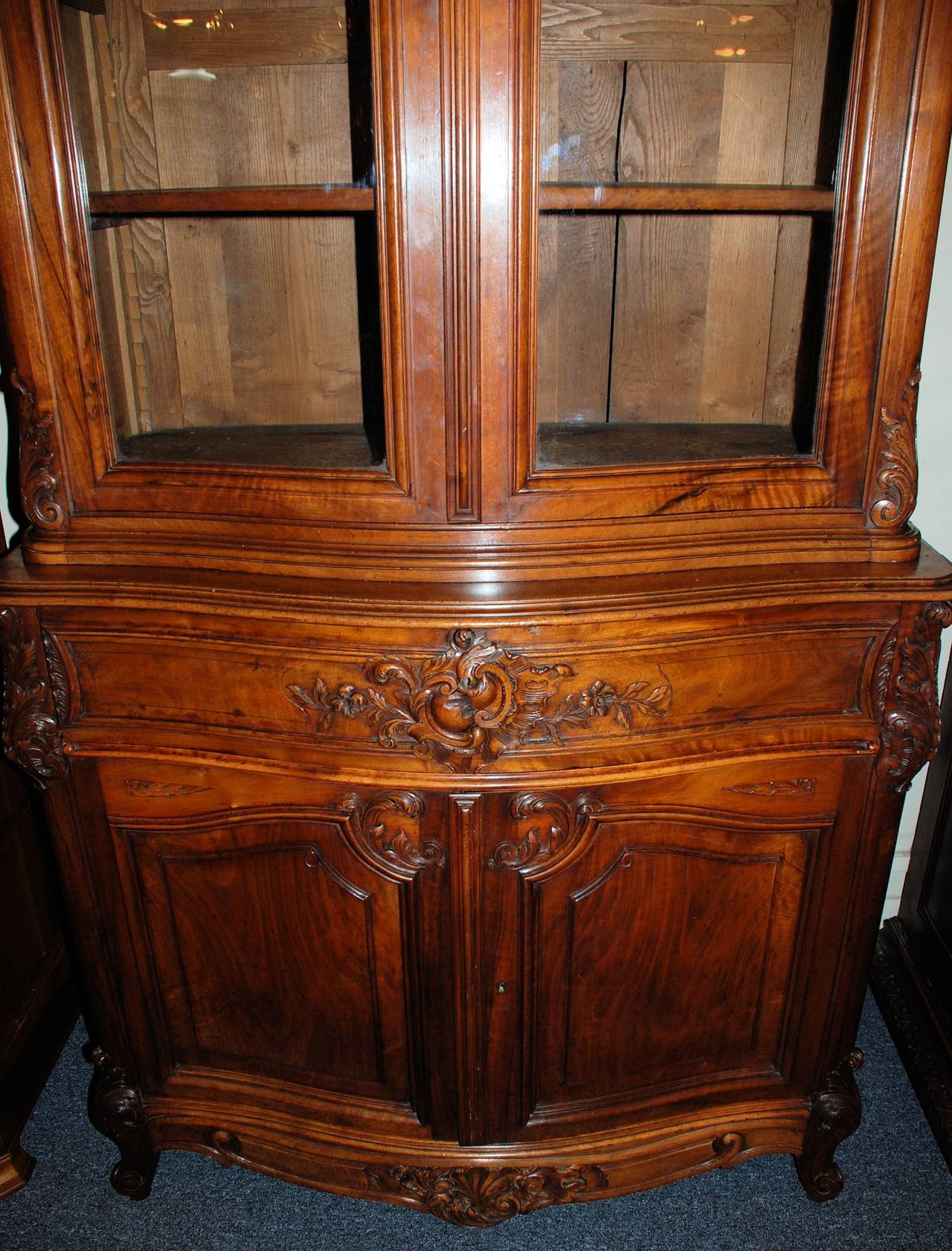 Antique Bookcase In Excellent Condition In New Orleans, LA