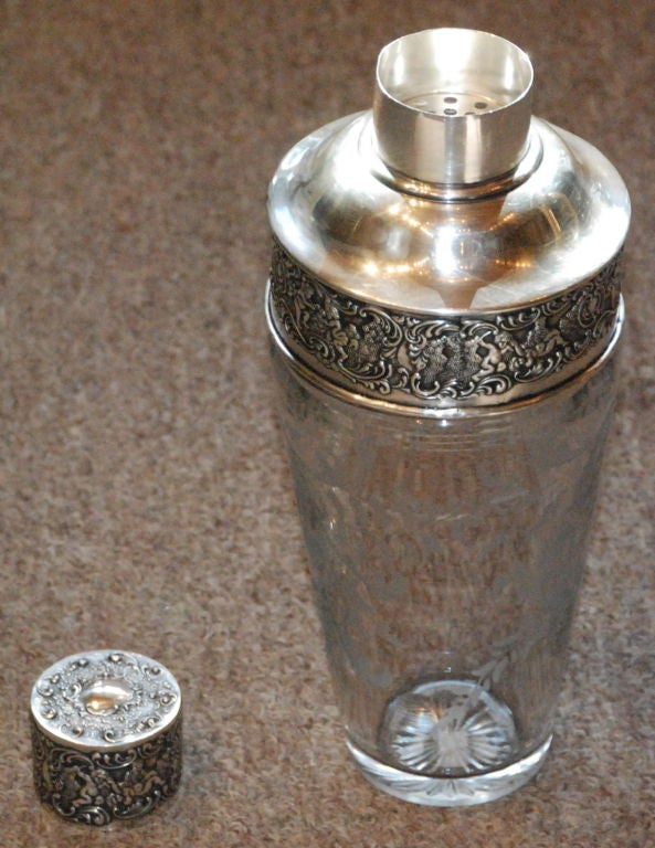 Antique Cocktail Shaker In Excellent Condition In New Orleans, LA