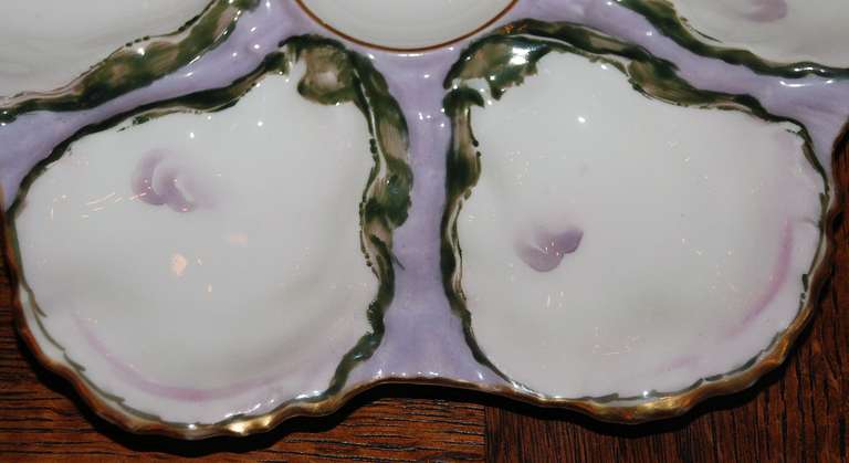 Oyster Plate In Excellent Condition In New Orleans, LA