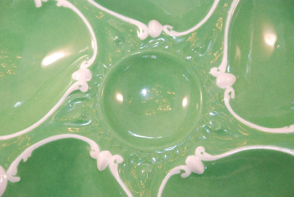 Antique Oyster Plate In Excellent Condition In New Orleans, LA