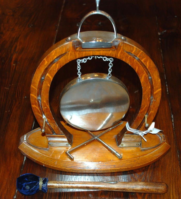 Antique Horse Shoe Gong