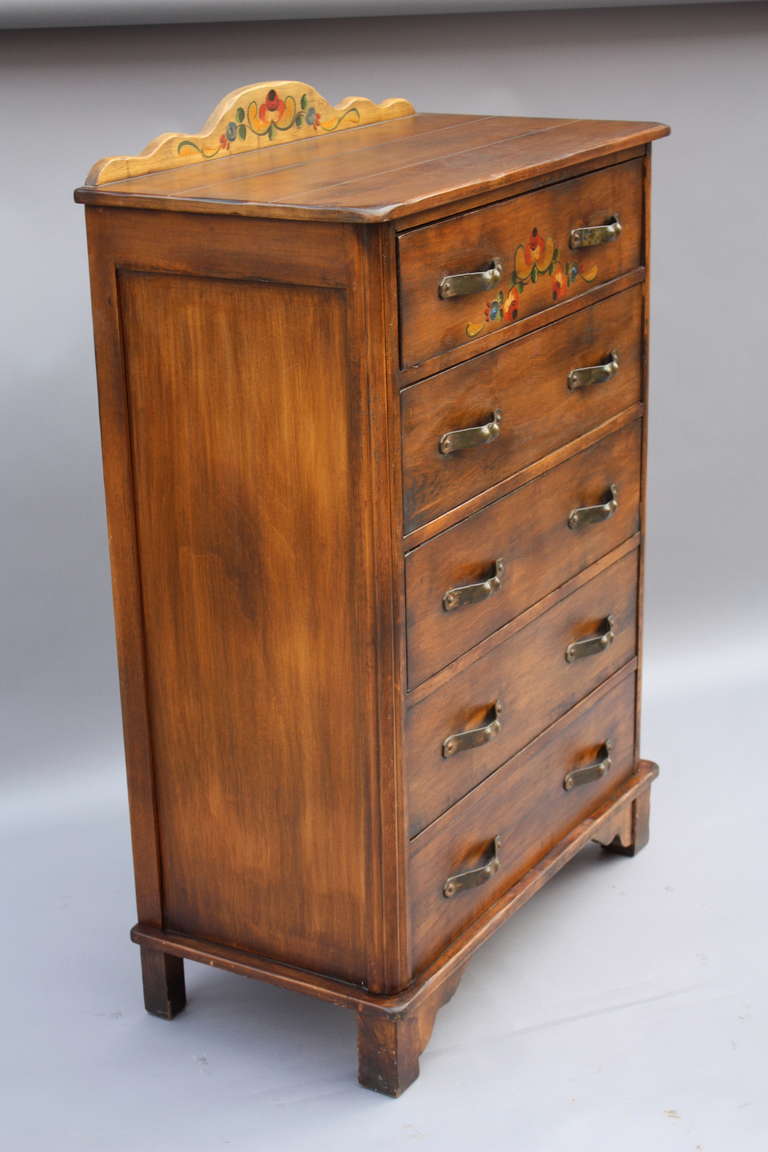 1930s dresser