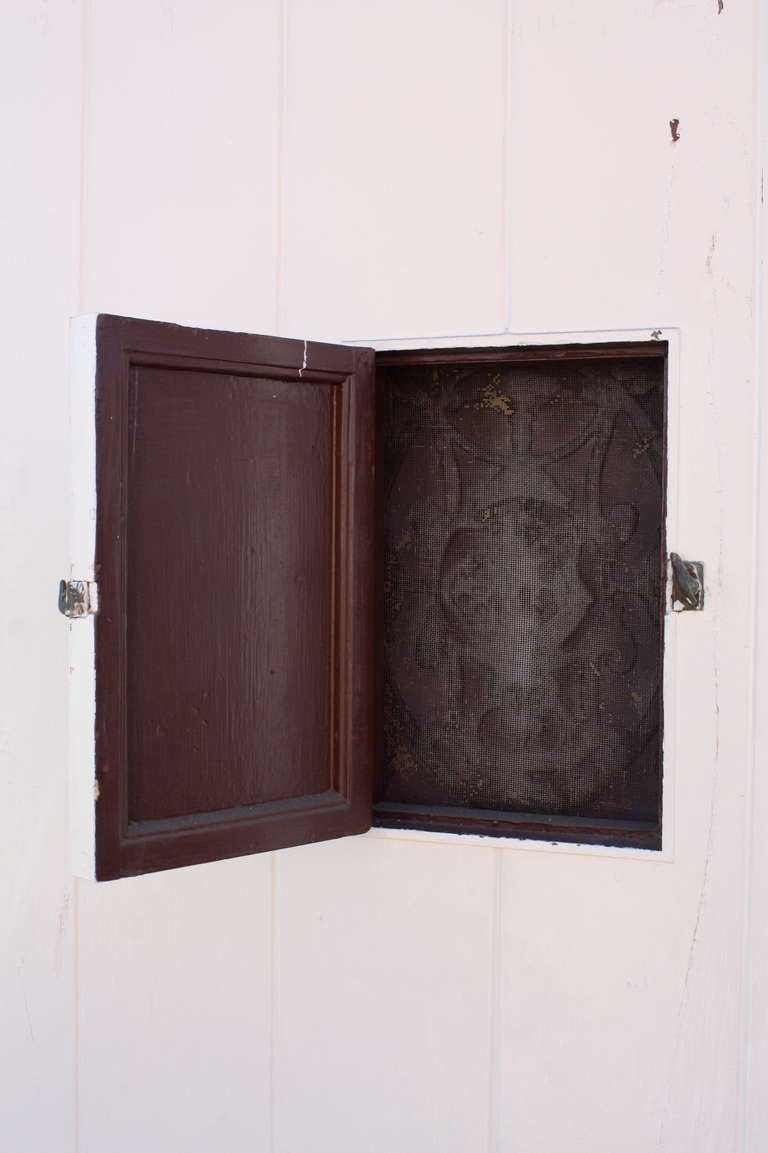 Original 1920's Door with Galleon Grill In Good Condition In Pasadena, CA
