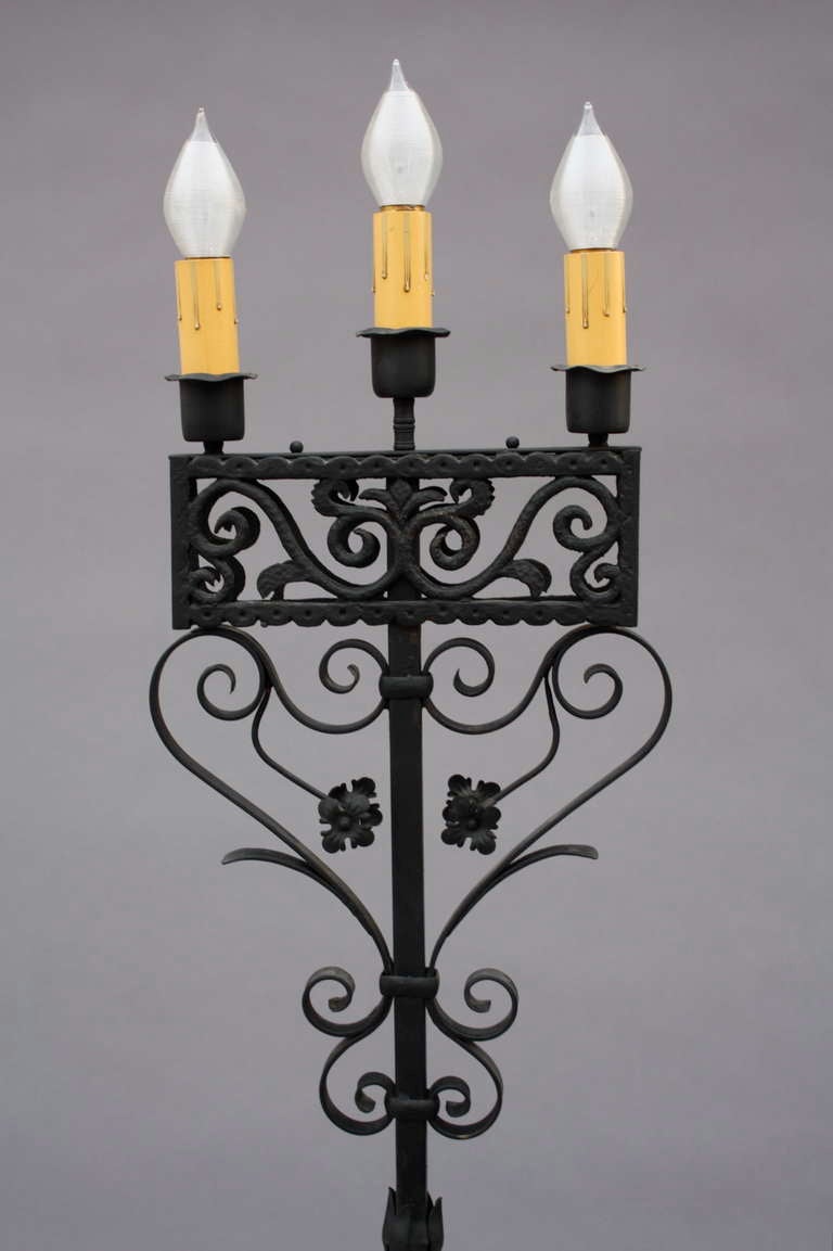 Antique Wrought Iron 3-light Torchiere circa 1920's In Good Condition In Pasadena, CA