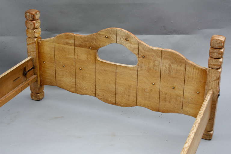 Wood 1930s Monterey Twin Key Hole Bed