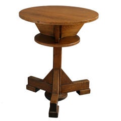 Antique Small Arts 
Crafts Pedestal Table