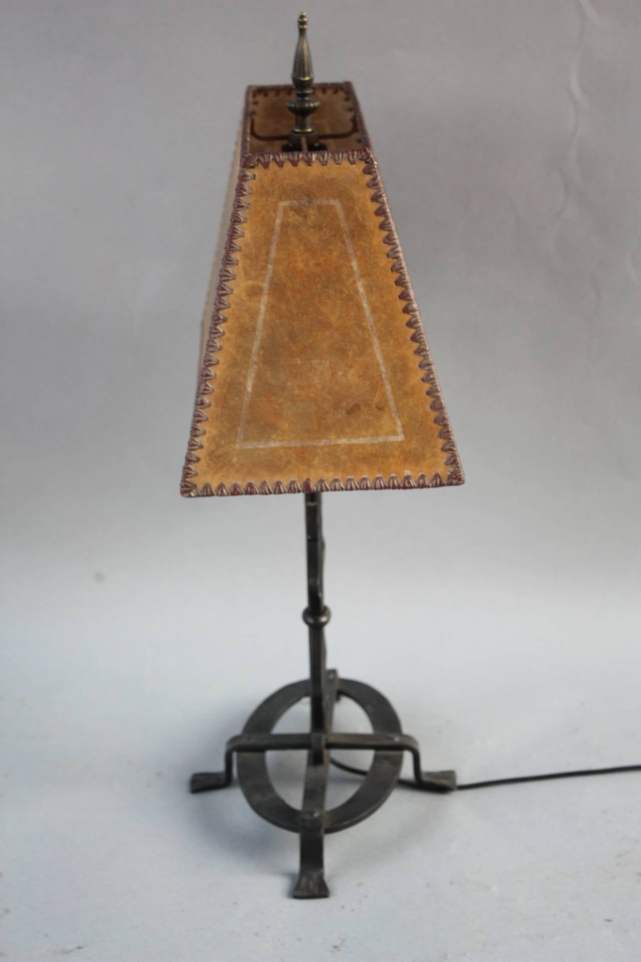 Wonderful Table Lamp with Original Mica Shade In Good Condition In Pasadena, CA