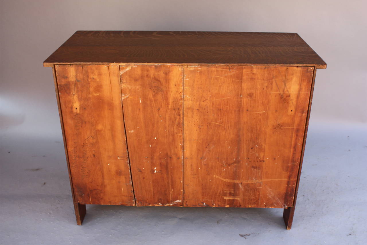Arts & Crafts Oak Chest of Drawers Attributed to L. & JG Stickley In Good Condition In Pasadena, CA