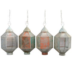 1 of 4 Fantastic Glass Pendant Lanterns