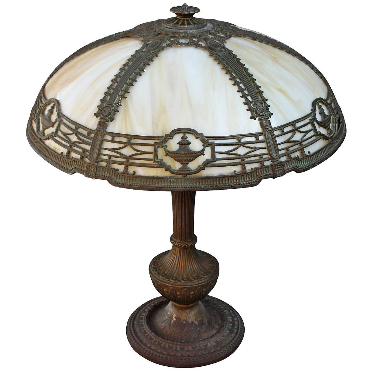 how to turn on a lamp