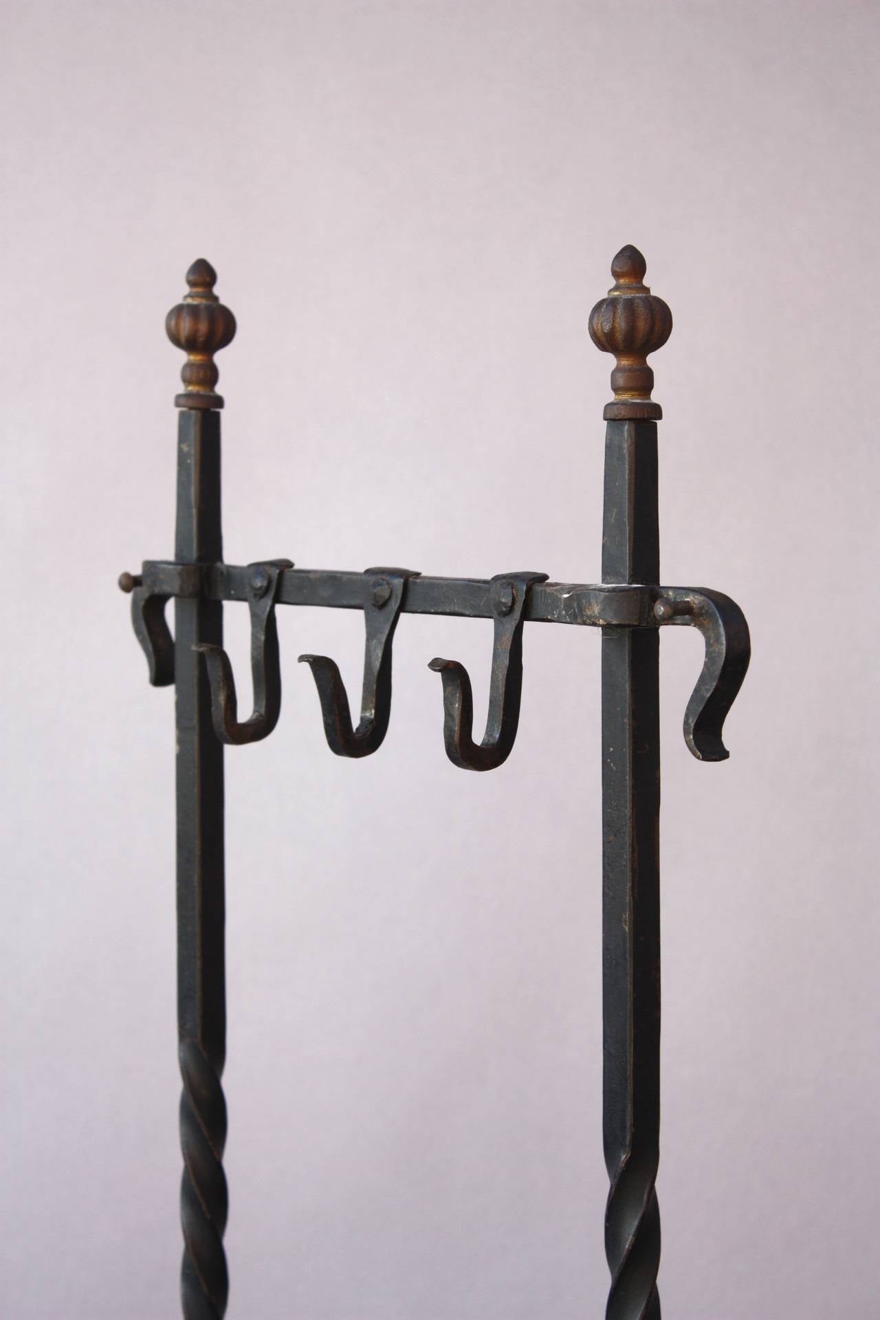 1920s Wrought Iron Fire Tool Set In Good Condition In Pasadena, CA