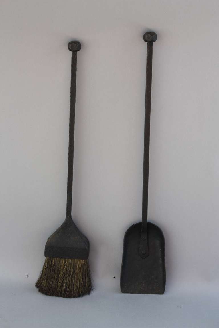 20th Century 1920s Wrought Iron Hammered Fire Tool Set