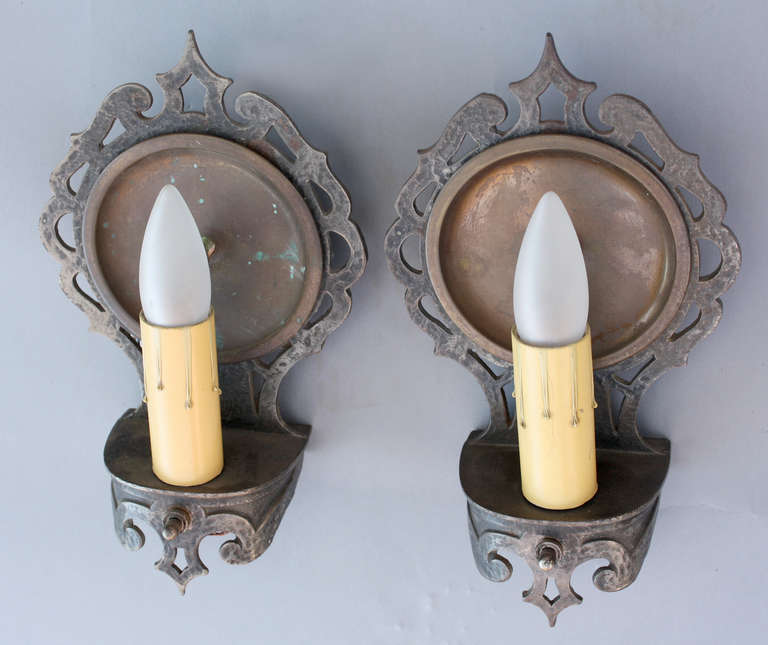 American Classic 1920s Pair of Bronze and Copper Sconces