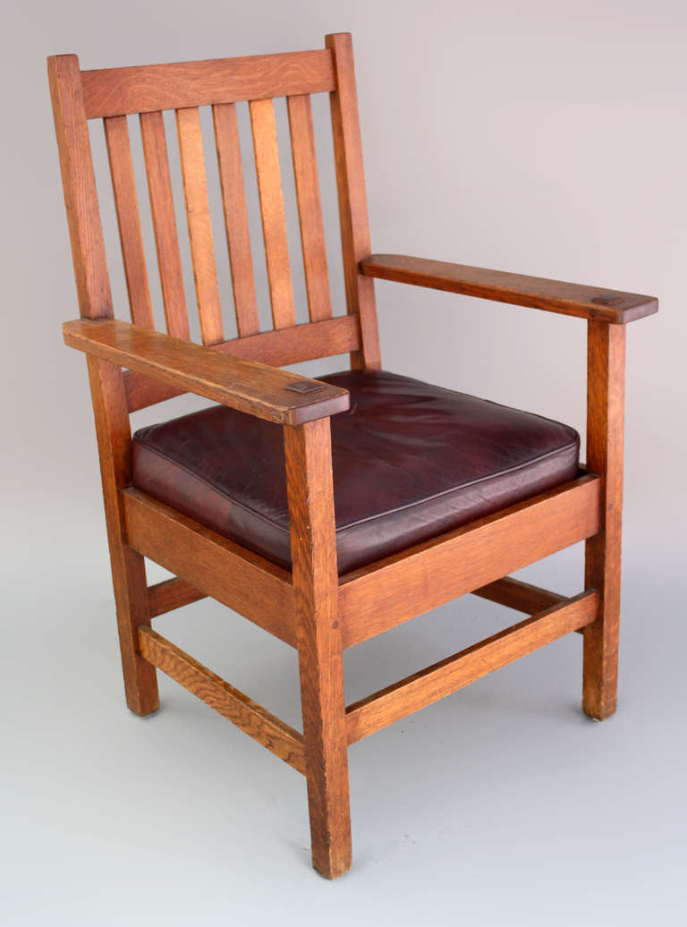 American Circa 1910 Set of Six Stickley Arts & Crafts Armchairs
