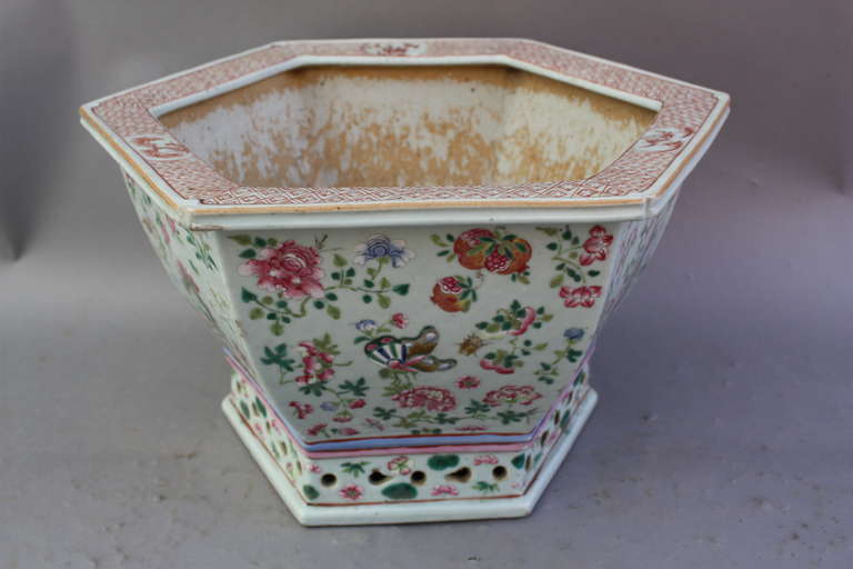 Republic period circa 1920's. attractively decorated with Flowers and butterflies. Famille verte enamel. Measures 9 1/4