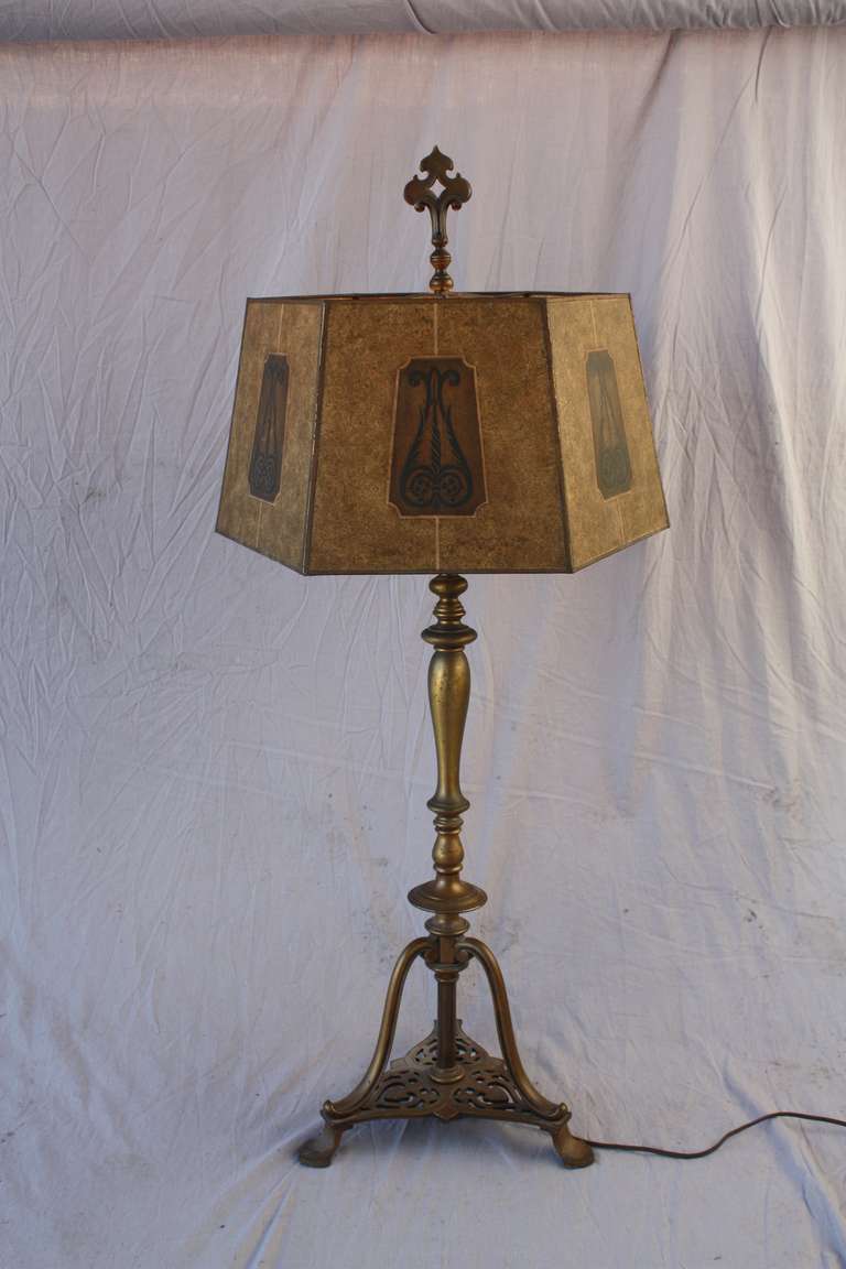 1920s Magnificent Tall Lamp With Beautiful Mica Shade