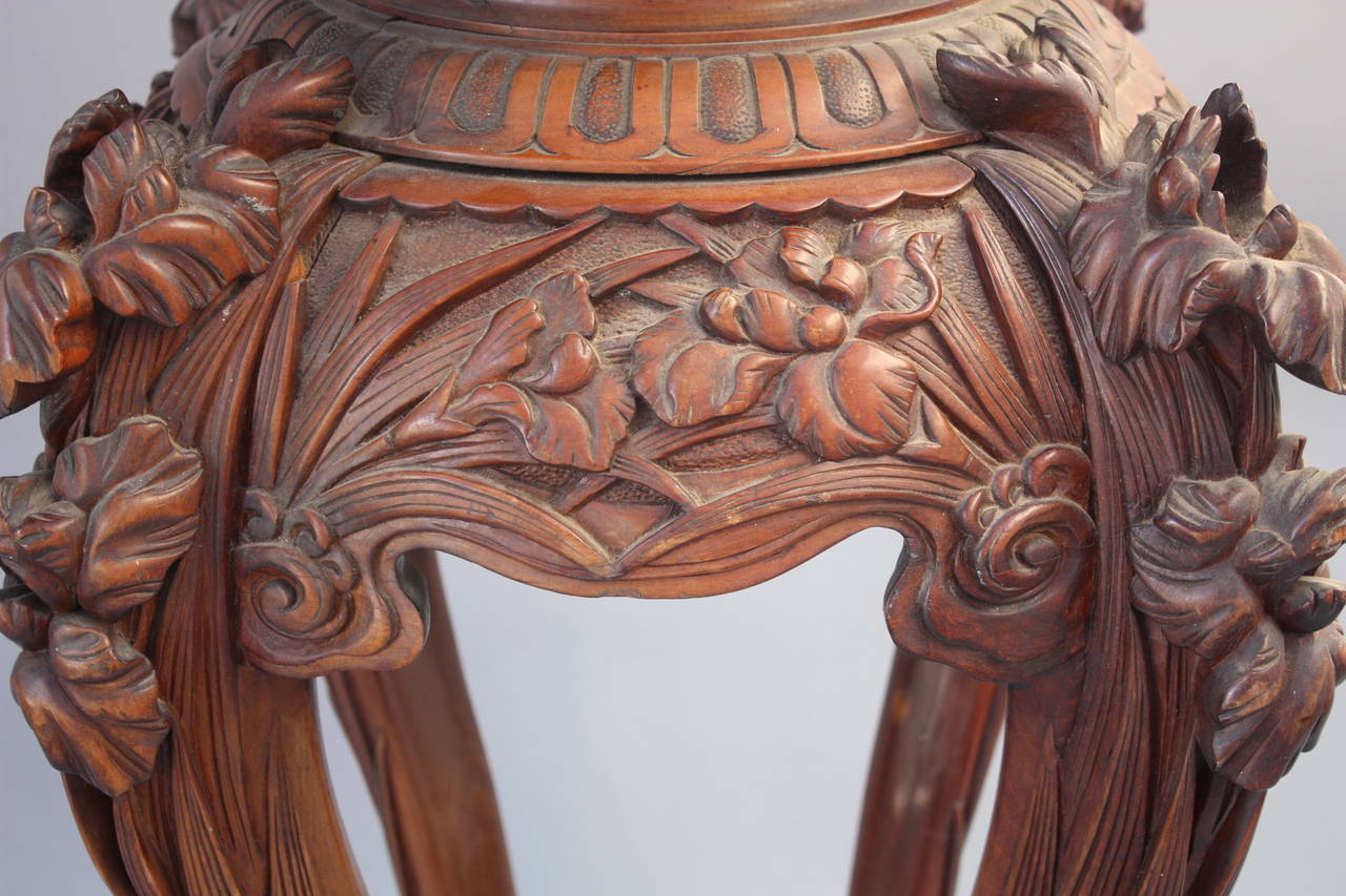 20th Century Beautifully Carved Chinese Fern Stand