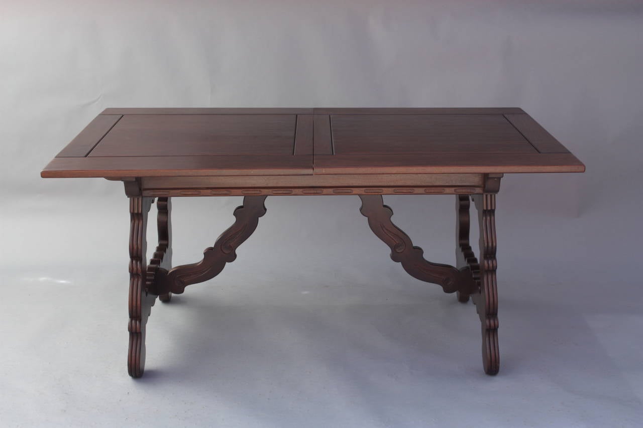 1920s Dining Room Table by the Mc Clellan Cie