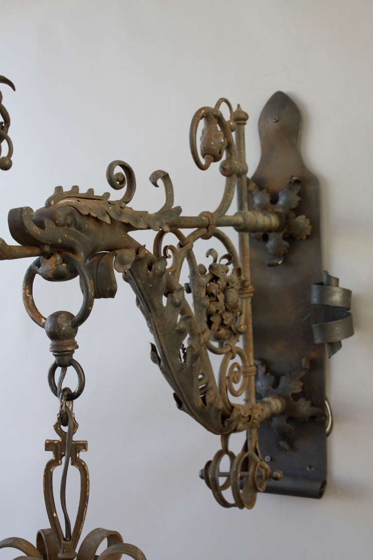 dragon arm lantern
