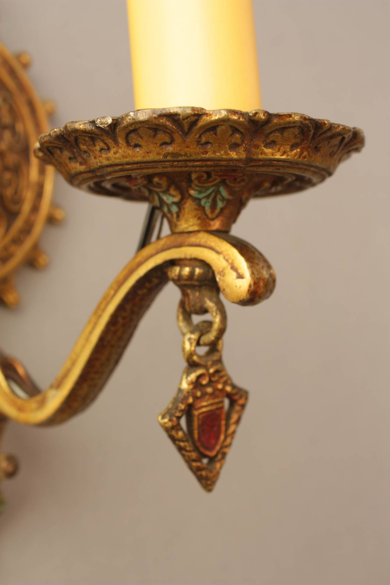 Early 20th Century Pair of 1920s Ornately Cast Sconces For Sale