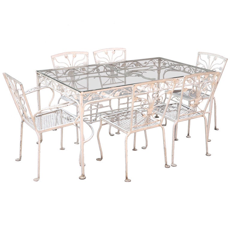 Nicely Styled and Heavy Wrought Iron Patio Table with 6 Chairs