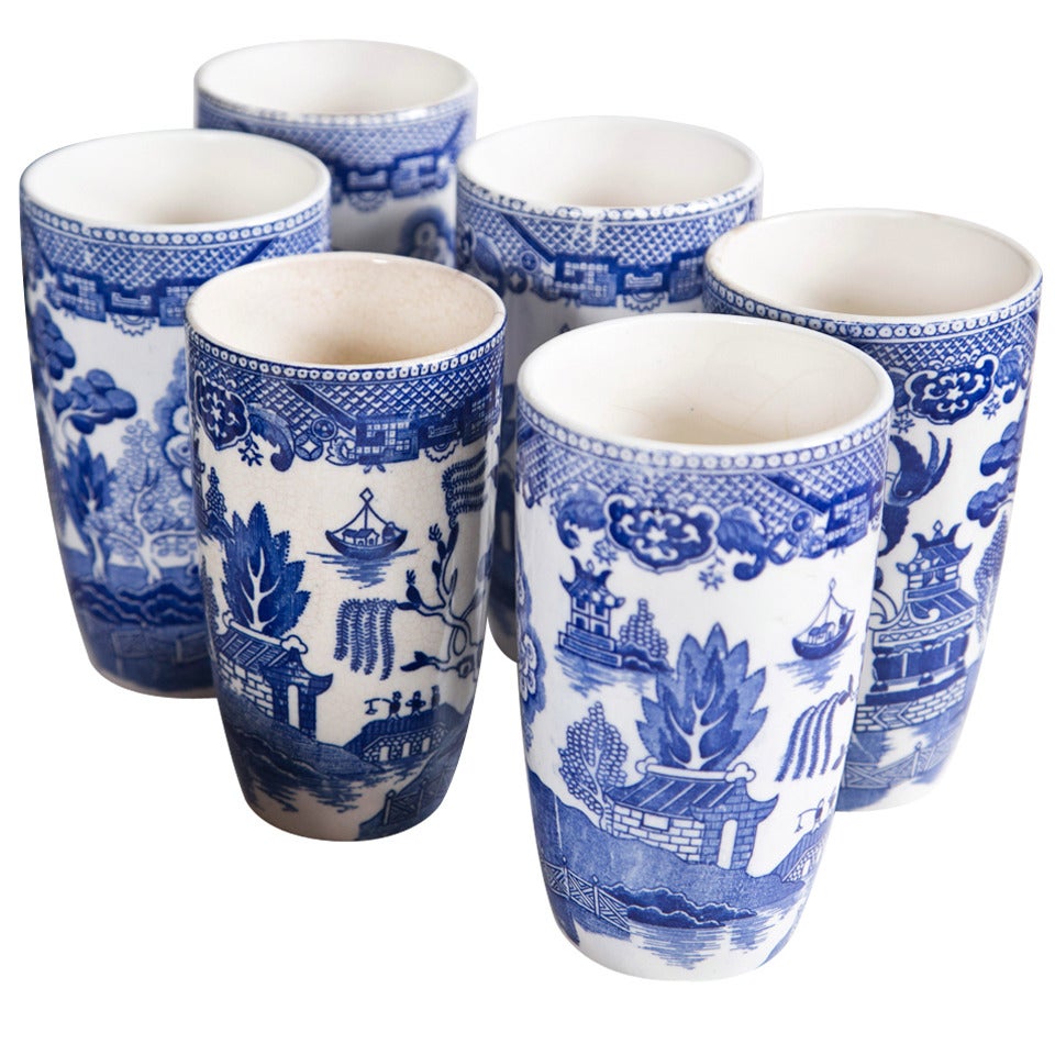 Vintage Collection of Blue and White Willow For Sale