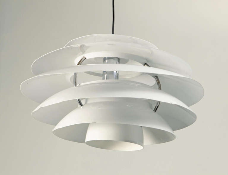 White Lacquer Suspension Light
