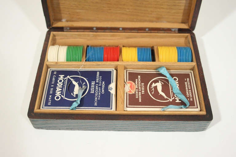 1940's Game Box. In Good Condition For Sale In London, GB