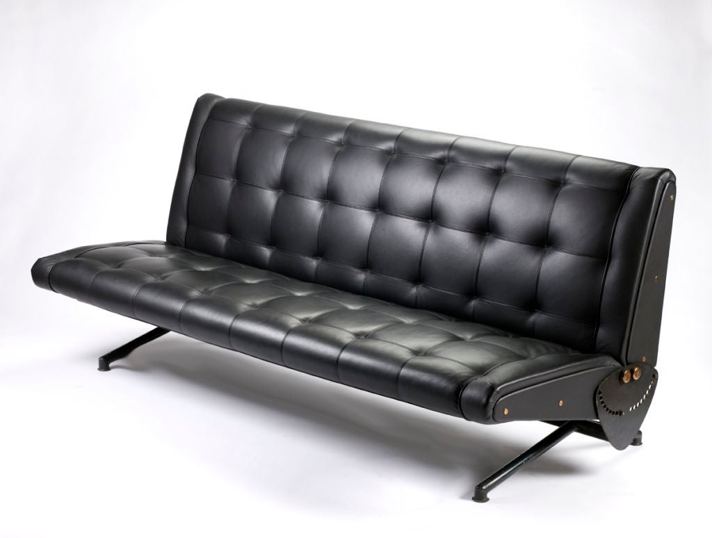 Vintage Tecno D70 Leather sofa For Sale 1
