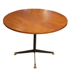 A Vittorio Nobili design table