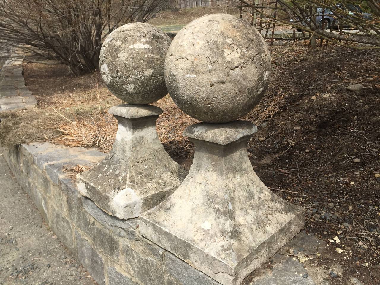 Pair of Estate-Size 18th Century French Limestone Gate Pier Finials 1