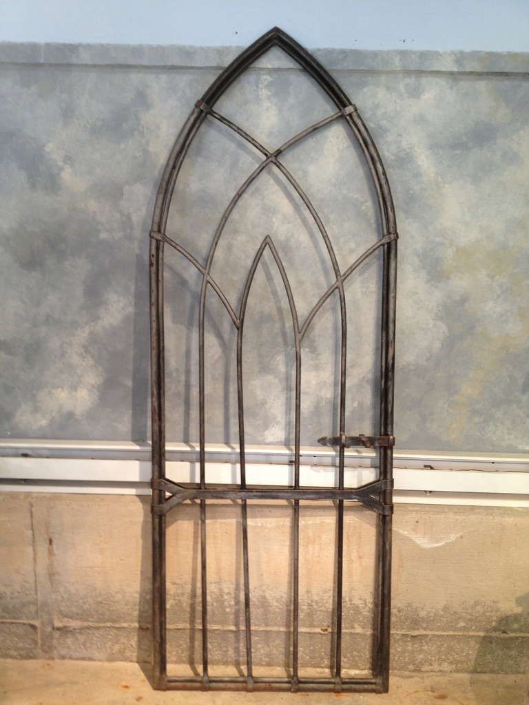 What a great piece! Crafted from tubular steel, this sturdy and elegantly simple gate will bring you years of pleasure, hung as the entrance to your secret garden. In old silver and black paint, it has a working slide bolt and can be sandblasted and