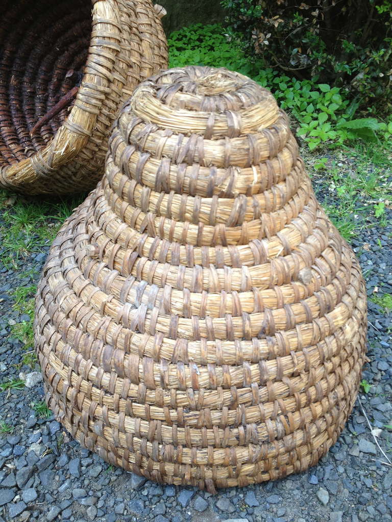 Three Antique Bee Skeps In Good Condition In Woodbury, CT