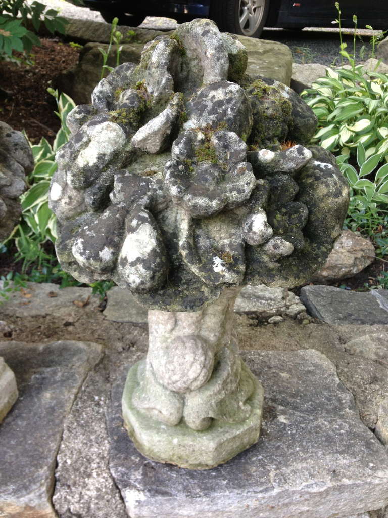 Pair of Mossy Cornucopia Fruit and Flower Baskets 3