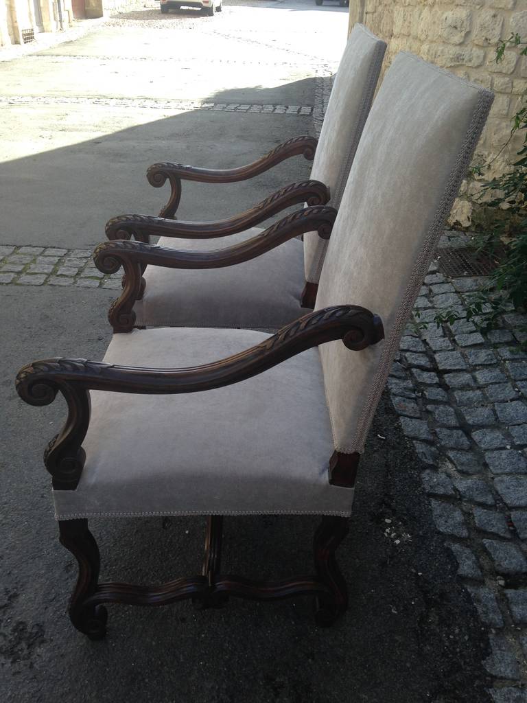 Fabulous Large Pair of 19th Century French Walnut Fauteuils or Throne Chairs 3