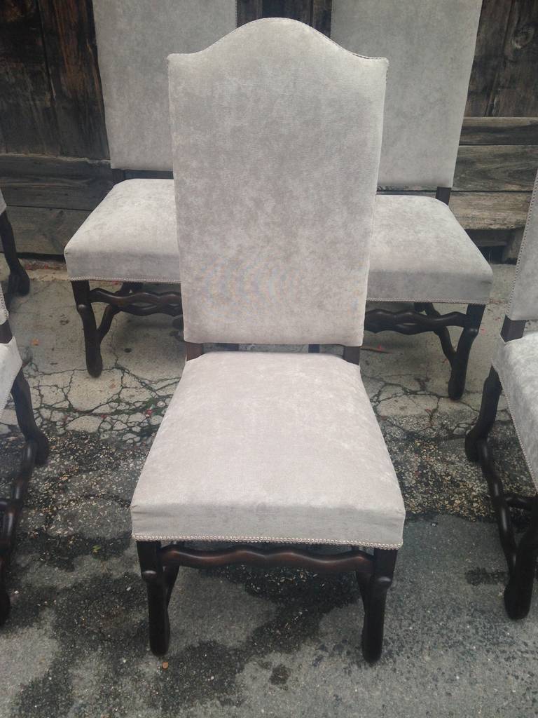 Set of Six Arch-Top Louis XIII Style Os de Mouton Dining Chairs 3