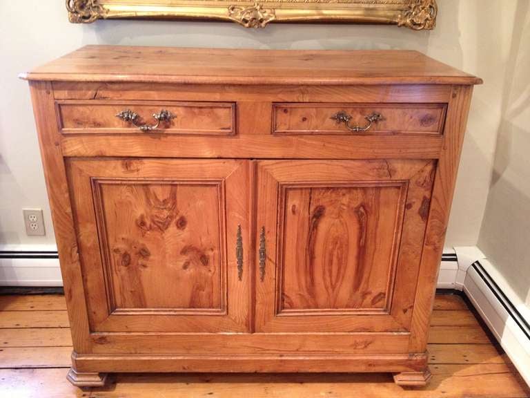 The color and graining on this period Louis Philippe buffet is spectacular and the added detail in the recessed doors and beaded drawers makes it very special. Loaded with storage space, it's the missing piece in your dining room scheme or in a
