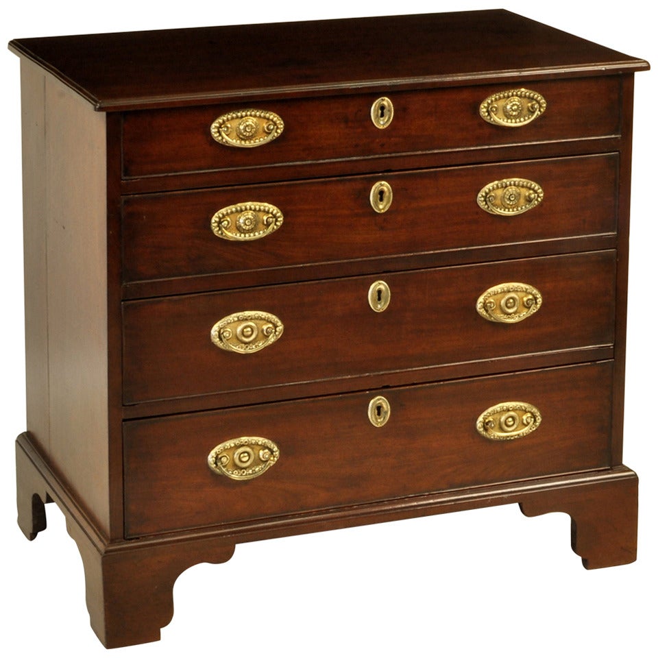 George III Mahogany Bachelor Chest For Sale