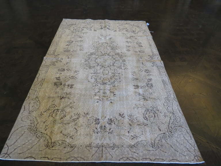 Vintage  6' x 9'