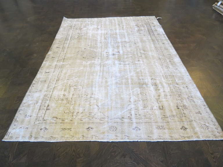 Vintage 7' x 10'