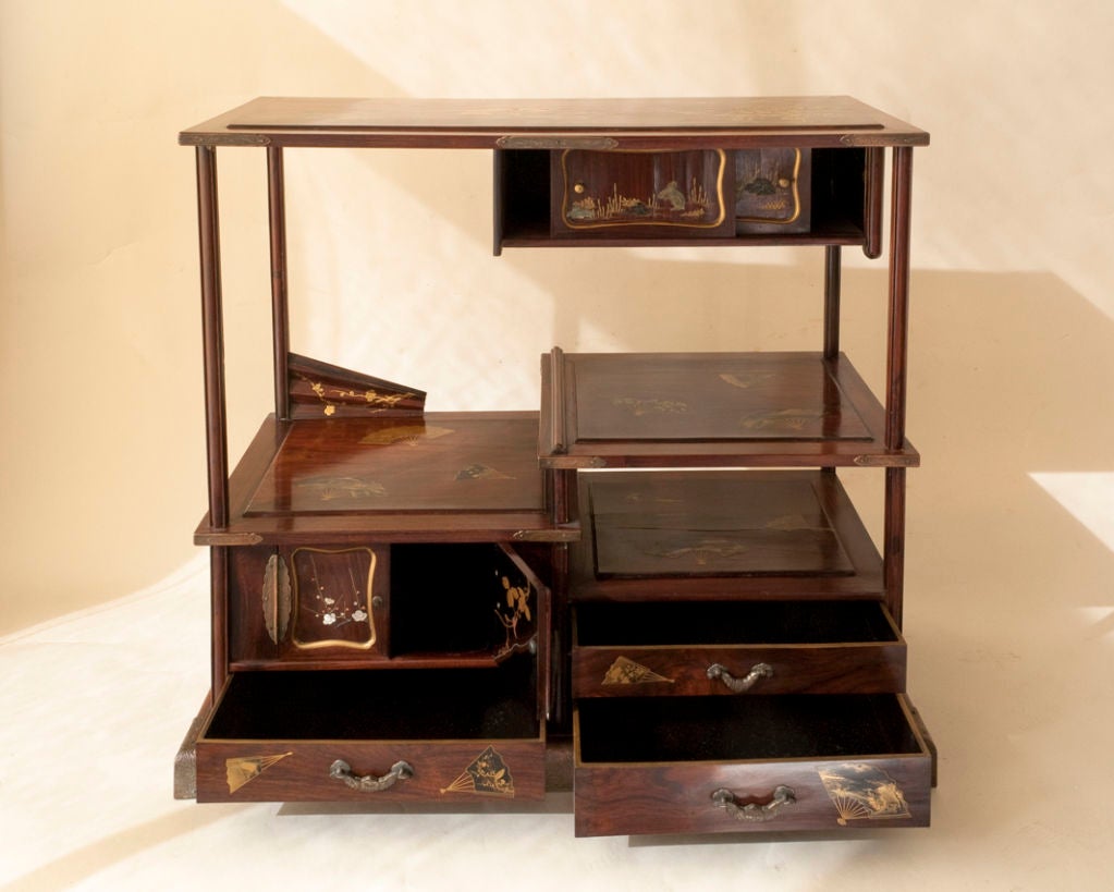 19th Century Japanese lacquer etagere For Sale
