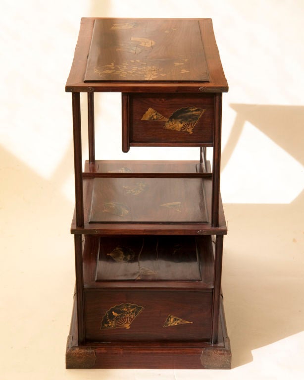 Japanese lacquer etagere For Sale 3