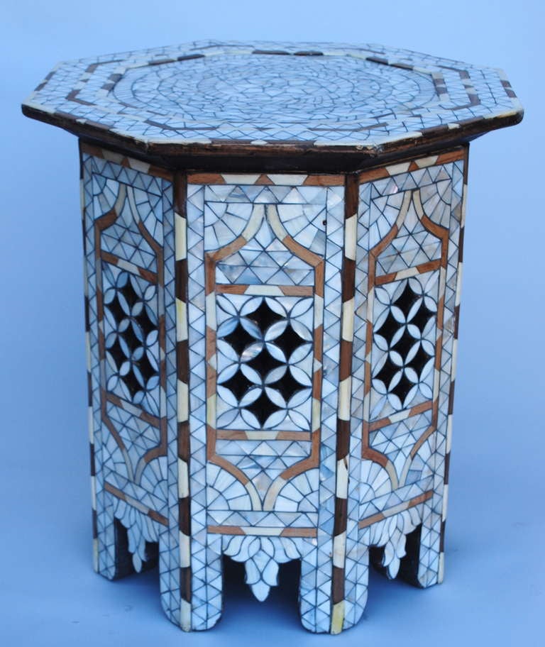 Fine Pair of Octagonal Syrian Mother-of-Pearl Inlay Side Tables Moorish In Excellent Condition In Montecito, CA