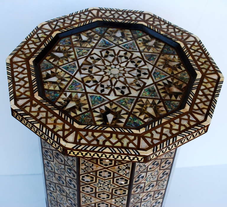 Syrian Abalone, Mother of Pearl Inlay Pedestal table In Excellent Condition In Montecito, CA